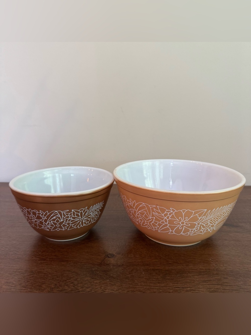 Vintage 1970’s Pyrex Woodland Mixing Bowls 750 ML(401) + 1.5 quarts(402)